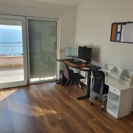 아파트 Luxurioeses Urlaubsdomizil Duće