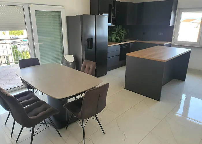 Luxurioeses Urlaubsdomizil Duće